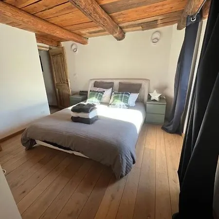 Chalet Spacieux Et Authentique 12 Personnes