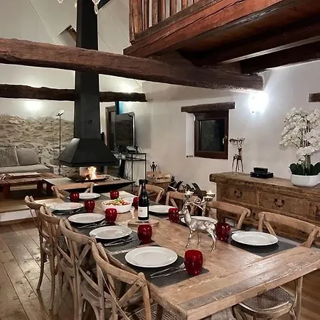 Chalet Spacieux Et Authentique 12 Personnes Allos
