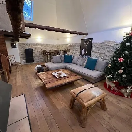 Chalet Spacieux Et Authentique 12 Personnes *