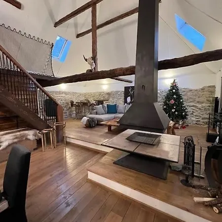 Spacieux Et Authentique 12 Personnes Chalet