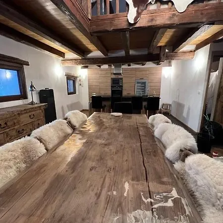 Chalet Spacieux Et Authentique 12 Personnes *